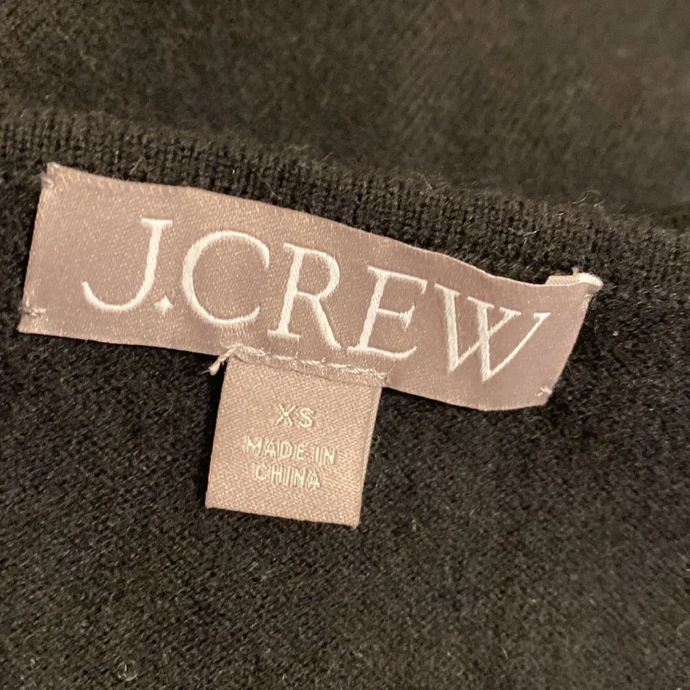 J. Crew Black Twist-Front Cashmere Blend Sweater. Size XS. Style BM192